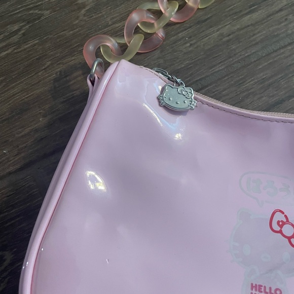 Hello Kitty Pastel Pink Shoulder Bag - Picture 3 of 6